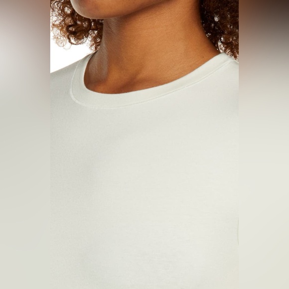 SKIMS Stretch Cotton Jersey T-Shirt Bodysuit, LIMITED EDITION BONE, BN, XXS, $62 - Picture 4 of 9